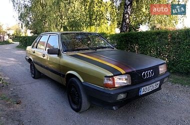 Седан Audi 80 1986 в Виноградові