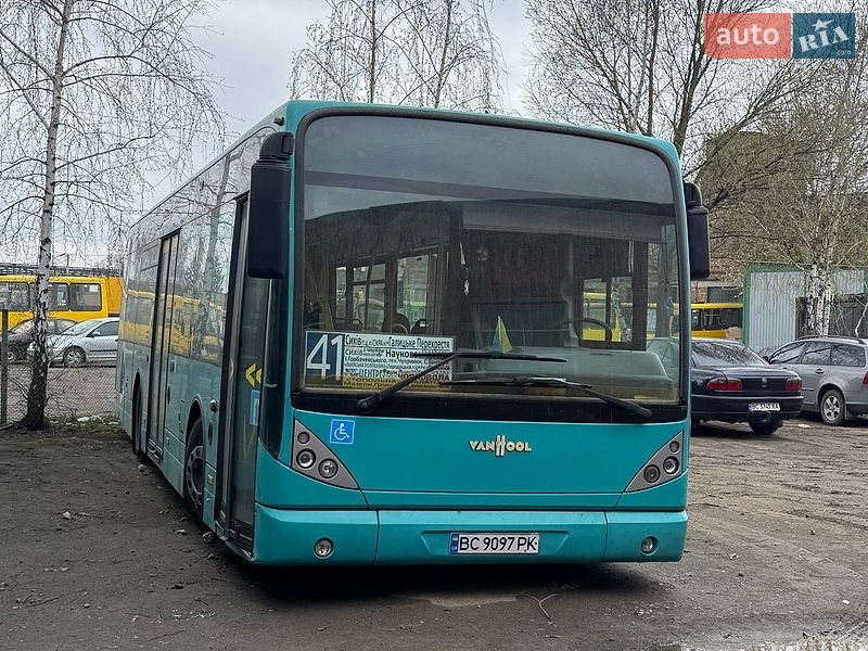Городской автобус Van Hool 812 2006 в Львове Городской автобус Van Hool 812 2006 в Львове