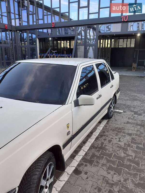 Седан Volvo 850 1993 в Ровно