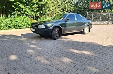 Седан Audi 90 1993 в Миргороді