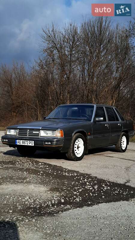 Седан Mazda 929 1988 в Верхівцеві