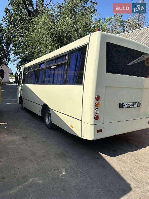 Городской автобус Богдан А-092 2007 в Киеве Городской автобус Богдан А-092 2007 в Киеве