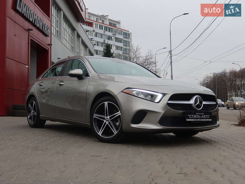 Седан Mercedes-Benz A-Class 2019 в Одессе Седан Mercedes-Benz A-Class 2019 в Одессе