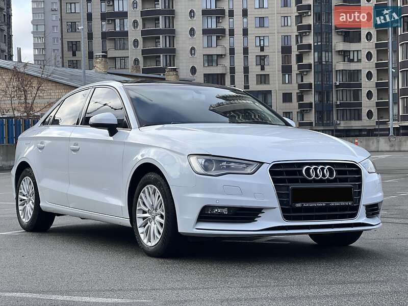 Седан Audi A3 2016 в Киеве Седан Audi A3 2016 в Киеве