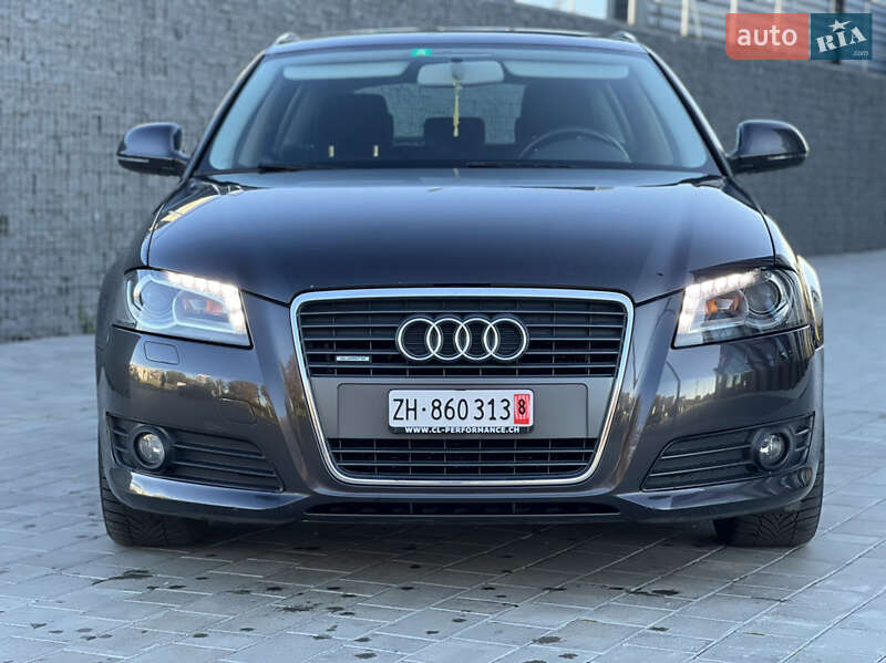 Хэтчбек Audi A3 2010 в Луцке
