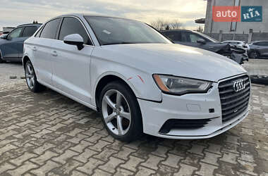 Седан Audi A3 2015 в Львові