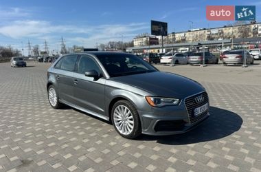 Хэтчбек Audi A3 2015 в Полтаве