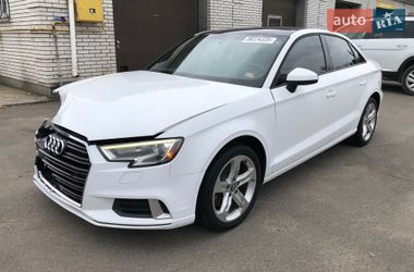 Седан Audi A3 2017 в Ирпене