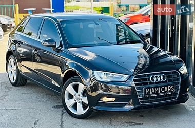 Хэтчбек Audi A3 2015 в Харькове