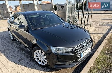 Седан Audi A3 2015 в Львове