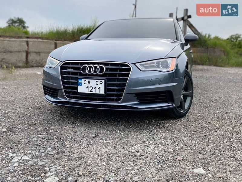 Седан Audi A3 2015 в Умани