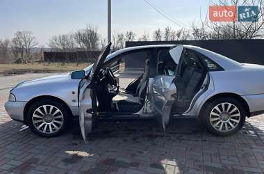 Седан Audi A4 1996 в Переяславе Седан Audi A4 1996 в Переяславе