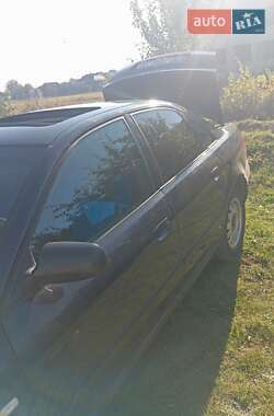 Седан Audi A4 1999 в Турбовом