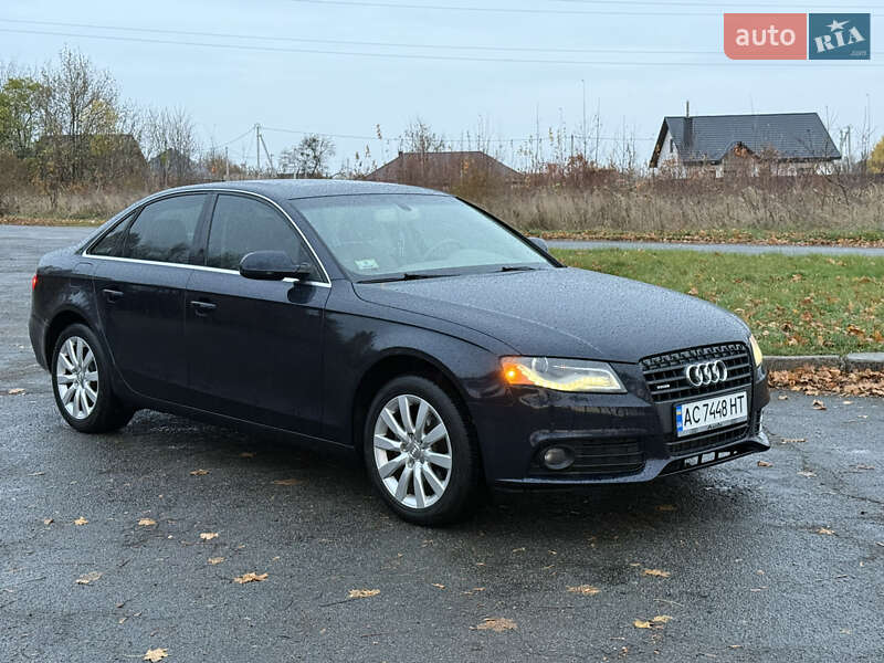 Седан Audi A4 2010 в Владимире Седан Audi A4 2010 в Владимире