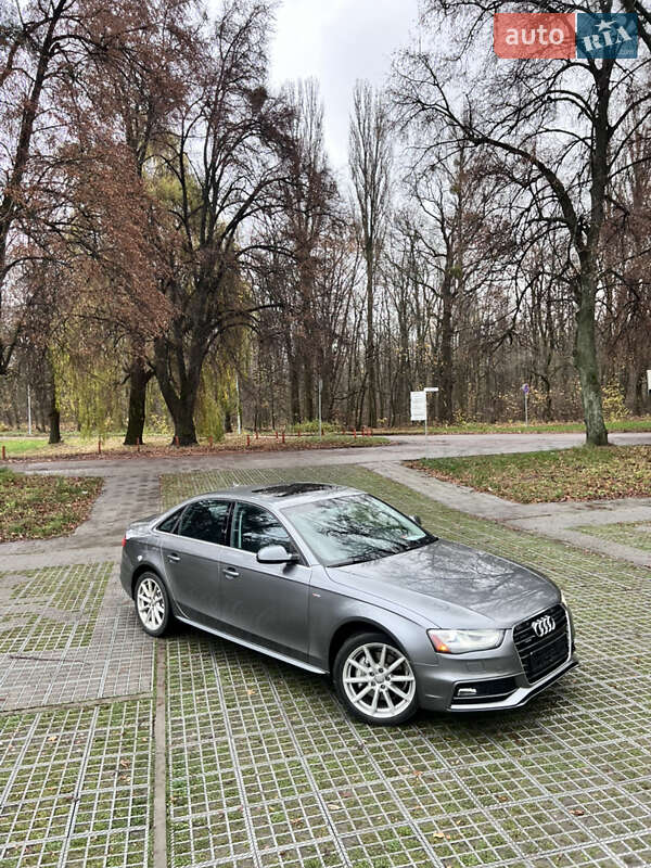Седан Audi A4 2014 в Киеве