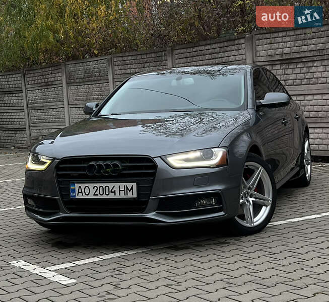 Седан Audi A4 2014 в Львове Седан Audi A4 2014 в Львове