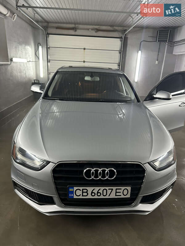 Седан Audi A4 2014 в Чернигове
