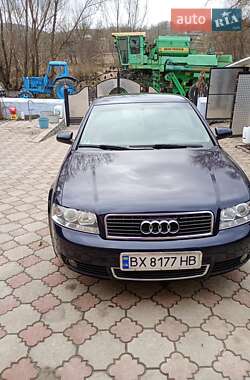 Седан Audi A4 2004 в Чемеровцах