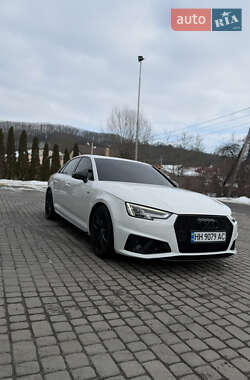 Седан Audi A4 2019 в Львові