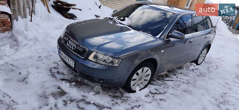 Универсал Audi A4 2002 в Глухове