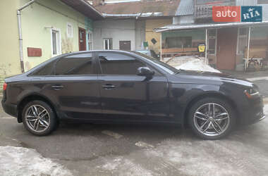 Седан Audi A4 2013 в Черновцах