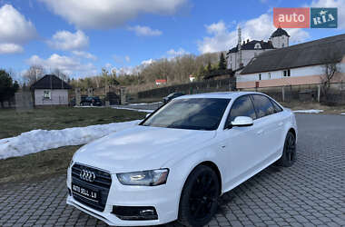 Седан Audi A4 2014 в Львове