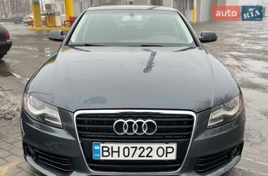 Седан Audi A4 2010 в Смеле