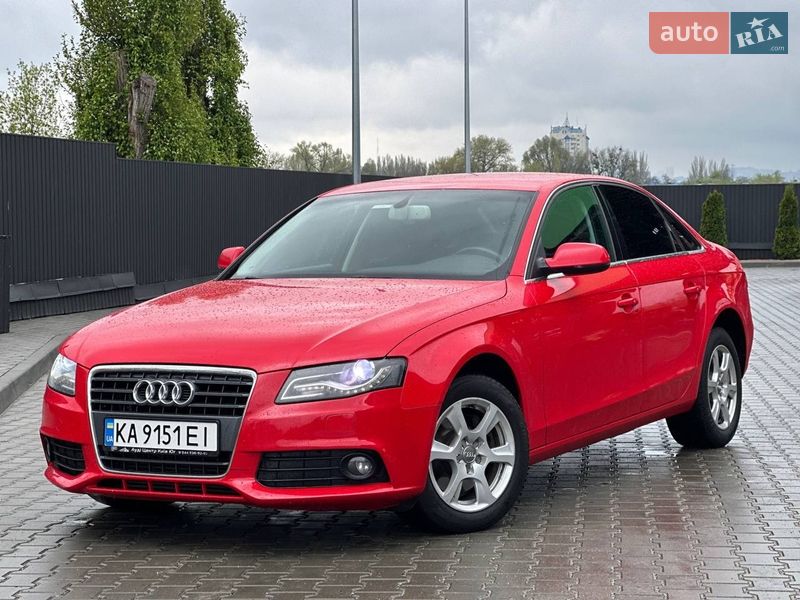 Седан Audi A4 2010 в Днепре