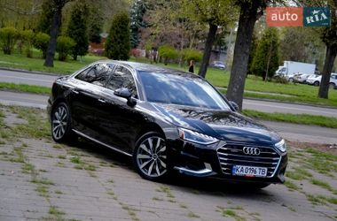 Седан Audi A4 2023 в Житомирі