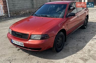 Седан Audi A4 1996 в Шумську