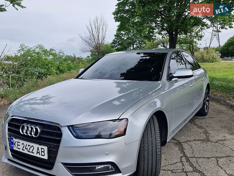 Седан Audi A4 2012 в Днепре Седан Audi A4 2012 в Днепре
