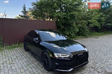 Седан Audi A4 2018 в Ивано-Франковске