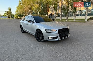 Седан Audi A4 2013 в Николаеве
