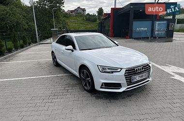 Седан Audi A4 2019 в Самборі