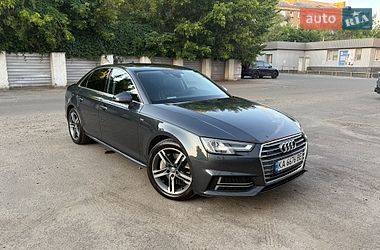 Седан Audi A4 2018 в Киеве