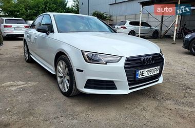 Седан Audi A4 2017 в Солоному