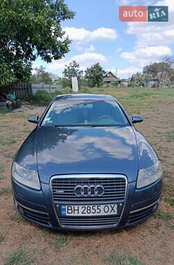 Седан Audi A6 2004 в Беляевке