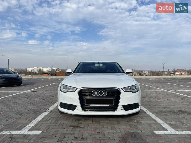 Седан Audi A6 2013 в Харкові Седан Audi A6 2013 в Харкові