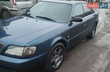 Седан Audi A6 1995 в Ізюмі