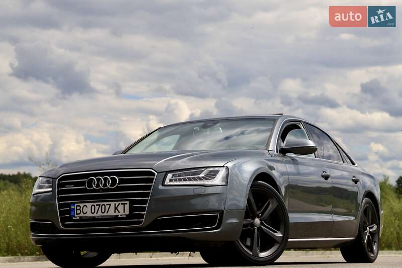 Седан Audi A8 2015 в Дрогобичі Седан Audi A8 2015 в Дрогобичі