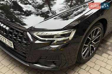 Седан Audi A8 2021 в Киеве