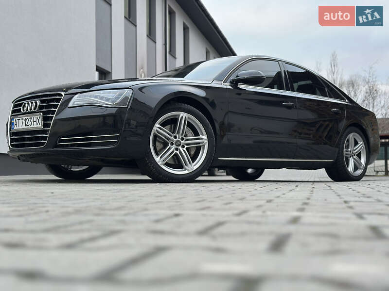 Седан Audi A8 2012 в Івано-Франківську