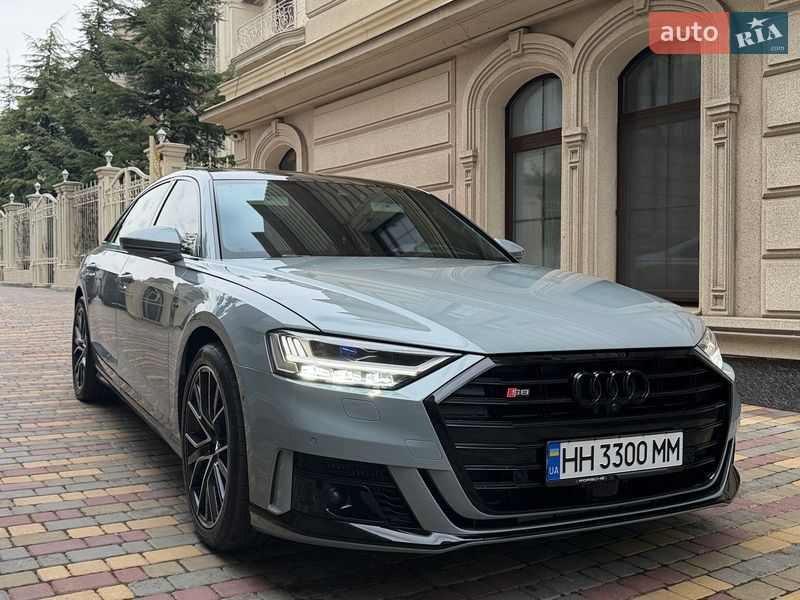 Седан Audi A8 2021 в Одесі Седан Audi A8 2021 в Одесі