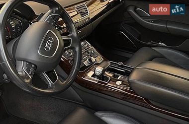 Седан Audi A8 2017 в Стрые