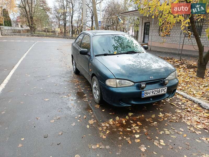 Лифтбек Hyundai Accent 1995 в Николаеве