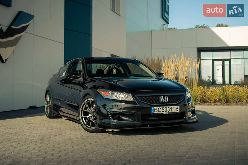 Купе Honda Accord 2008 в Жовкве Купе Honda Accord 2008 в Жовкве