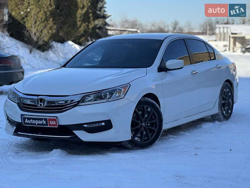 Седан Honda Accord 2016 в Киеве