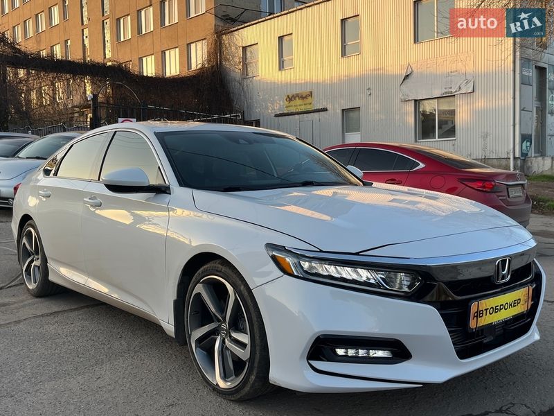 Седан Honda Accord 2018 в Николаеве