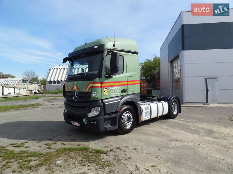 Тягач Mercedes-Benz Actros 2013 в Виннице