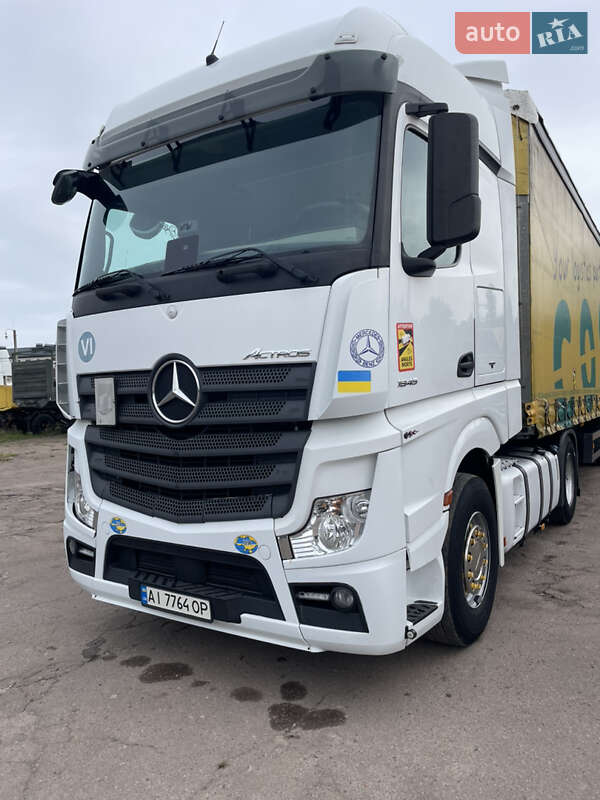 Тягач Mercedes-Benz Actros 2016 в Буче Тягач Mercedes-Benz Actros 2016 в Буче